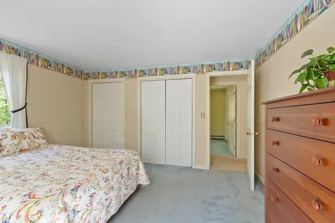 10 Moss Lane Madbury NH 03823