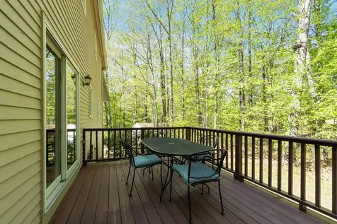 10 Moss Lane Madbury NH 03823