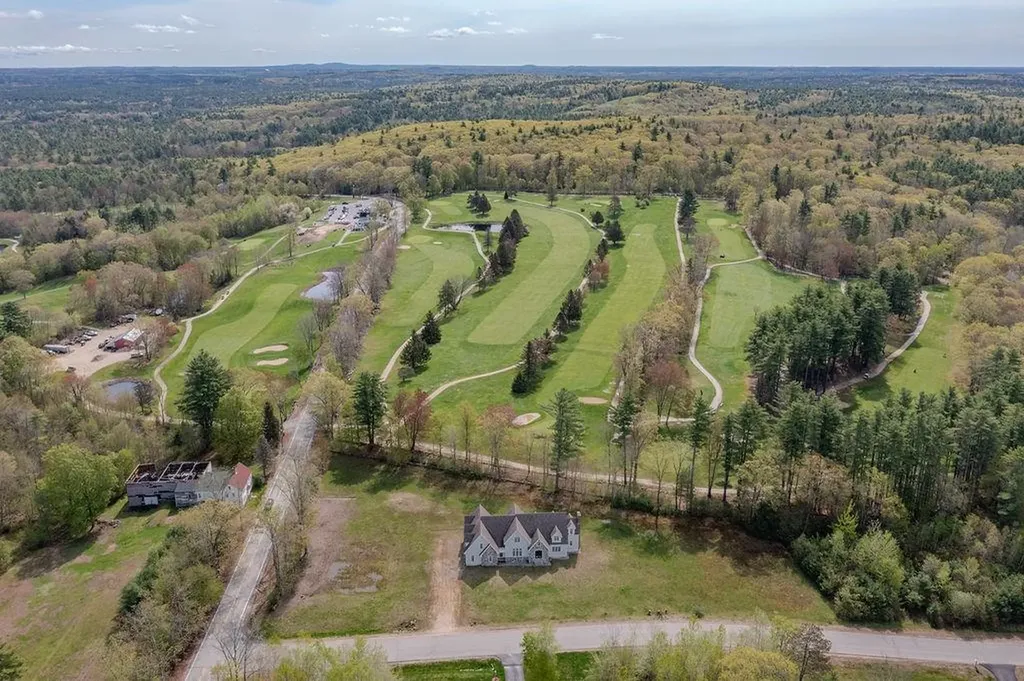 5 Liberty Lane Barrington NH 03825
