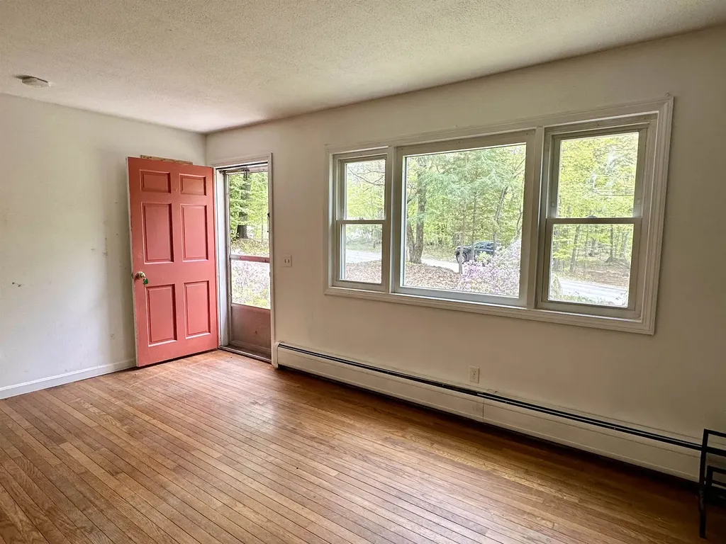 538 County Road New London NH 03257