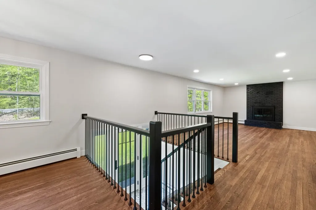 41 Elk Drive Bedford NH 03110