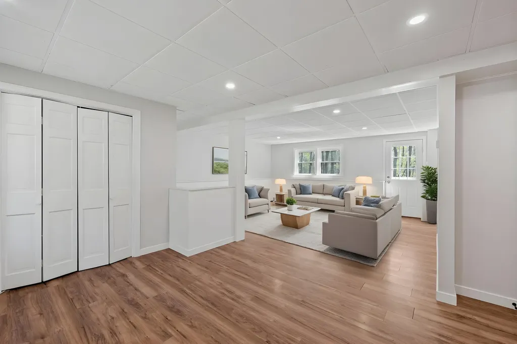 41 Elk Drive Bedford NH 03110