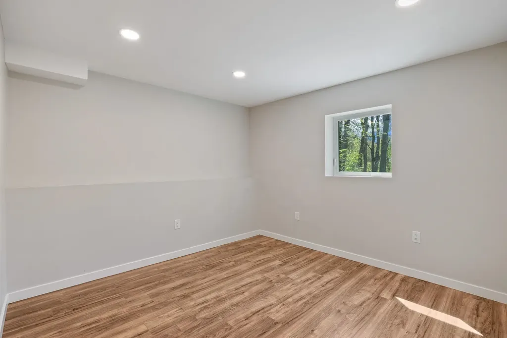 41 Elk Drive Bedford NH 03110