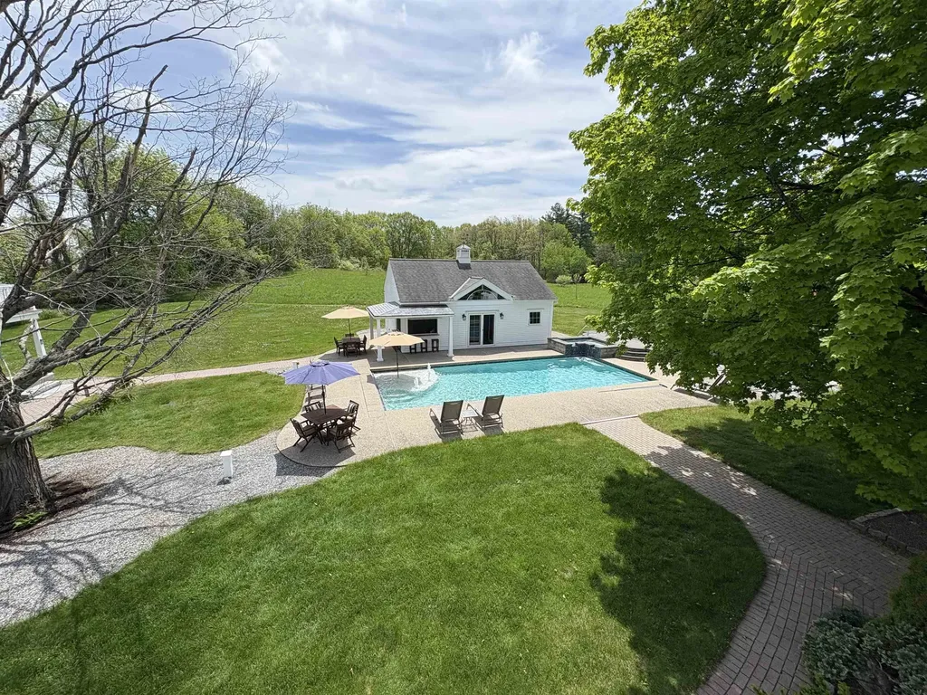 28-28A Ridge Road Hollis NH 03049