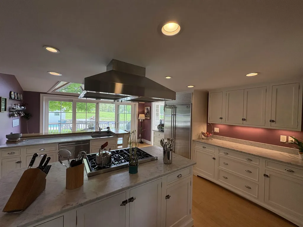 28-28A Ridge Road Hollis NH 03049