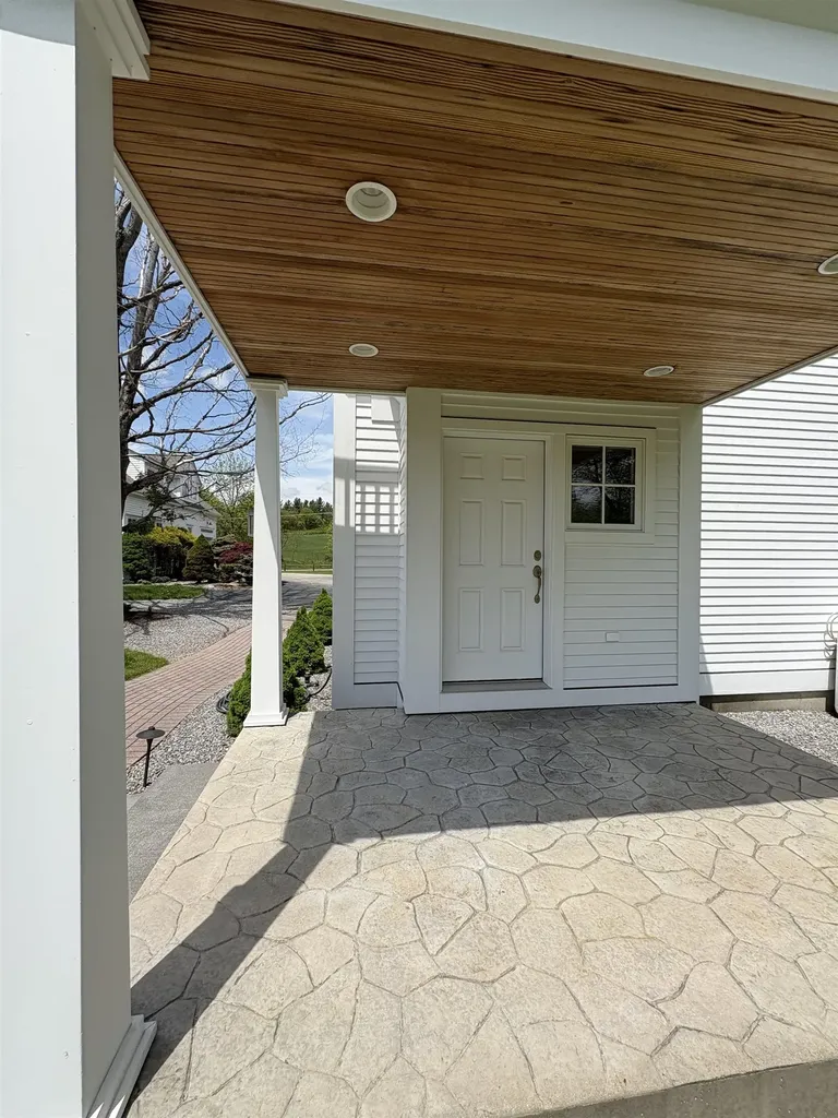 28-28A Ridge Road Hollis NH 03049