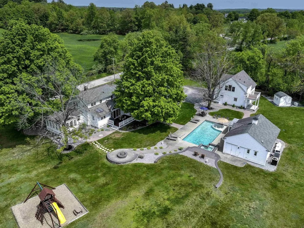 28-28A Ridge Road Hollis NH 03049