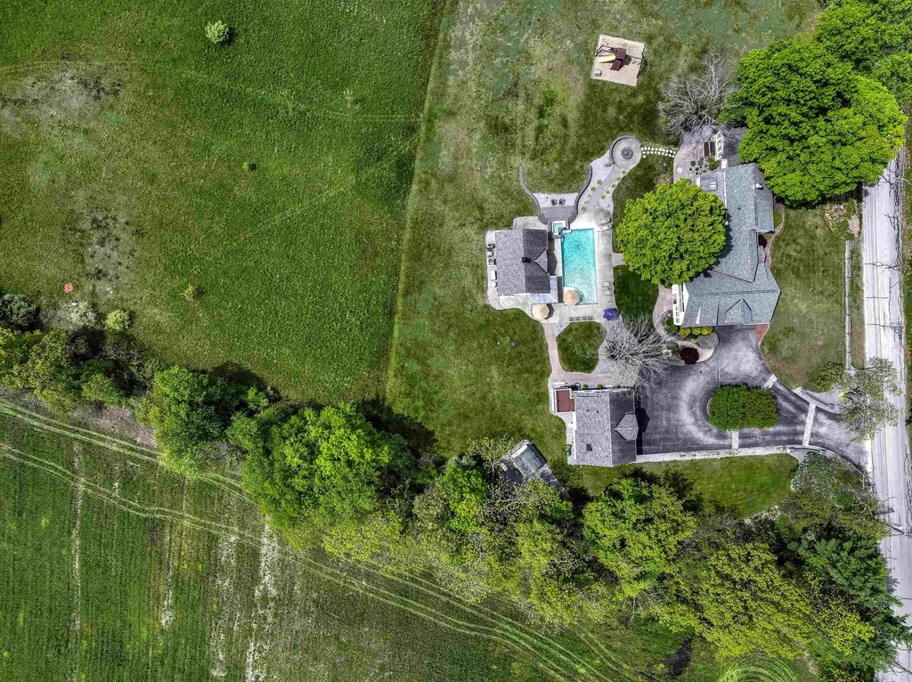 28-28A Ridge Road Hollis NH 03049