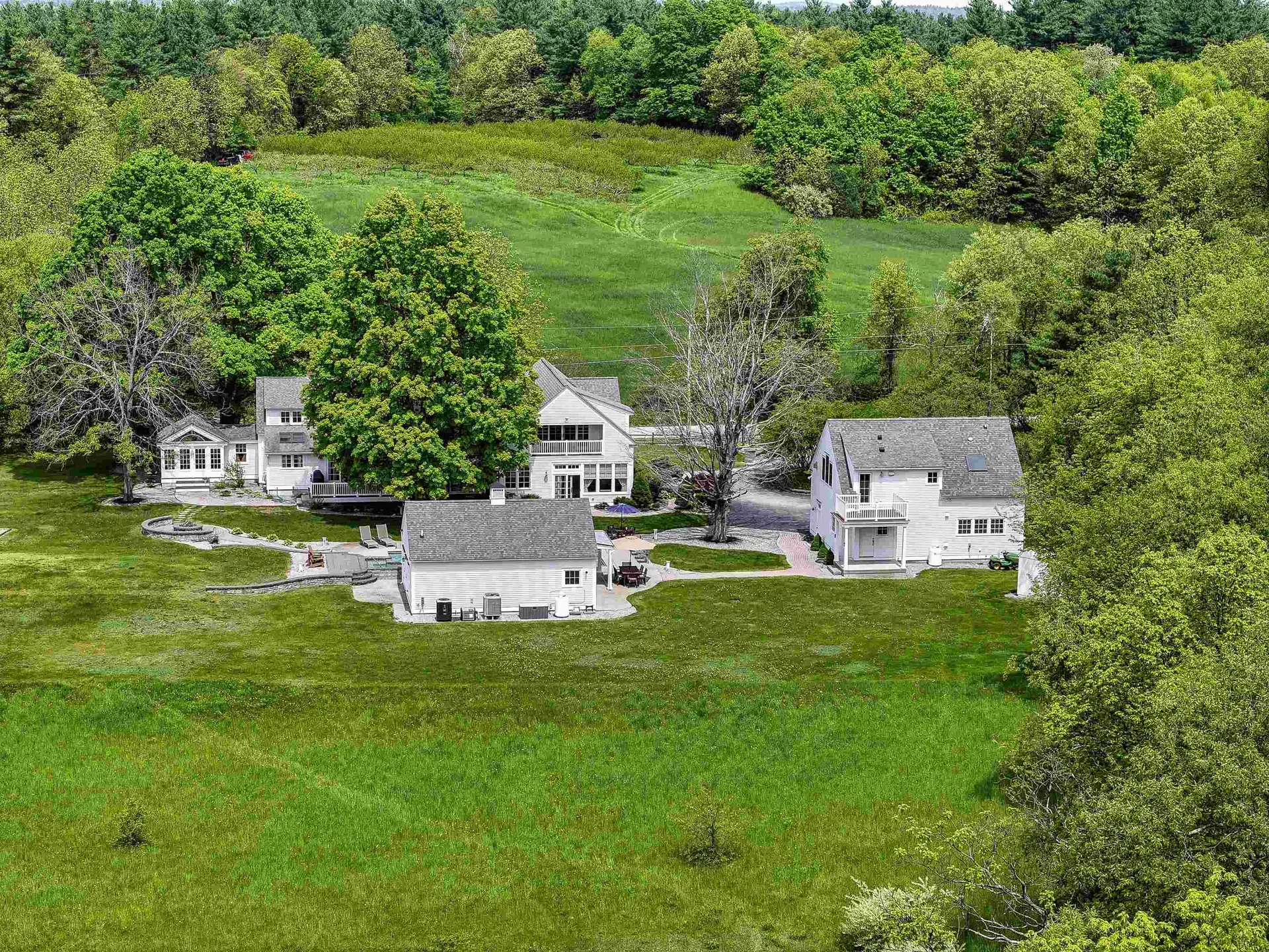 28-28A Ridge Road Hollis NH 03049