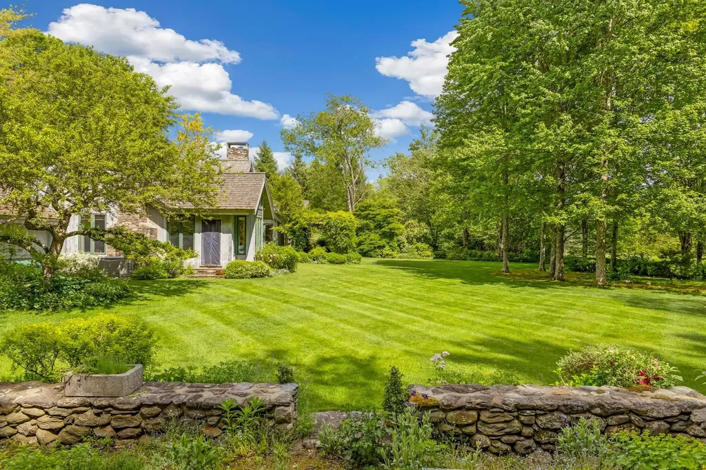 341 Danby Mountain Road Dorset VT 05251