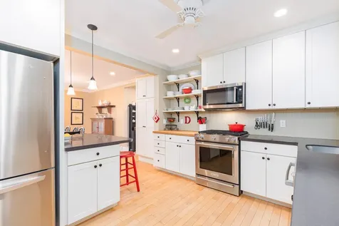 87 Ash Street Portsmouth NH 03801