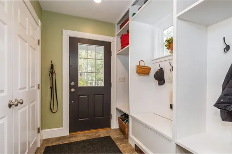 87 Ash Street Portsmouth NH 03801