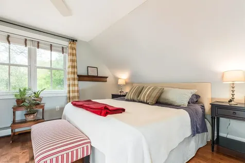 87 Ash Street Portsmouth NH 03801