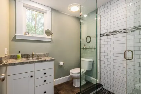87 Ash Street Portsmouth NH 03801