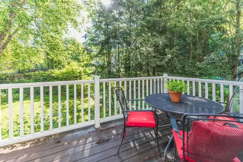 87 Ash Street Portsmouth NH 03801