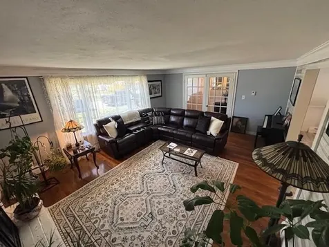 19 Westwood Circle Dover NH 03820