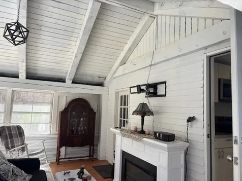 19 Westwood Circle Dover NH 03820