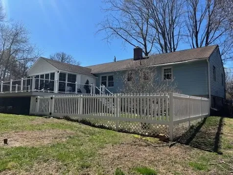19 Westwood Circle Dover NH 03820