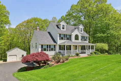 21 Cottonwood Road Plaistow NH 03865