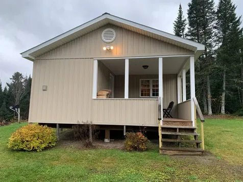 29 Jims Road Pittsburg NH 03592