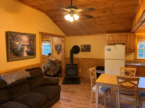 29 Jims Road Pittsburg NH 03592