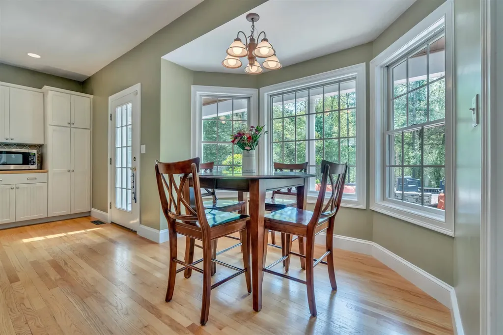 3 Winterberry Lane North Hampton NH 03862