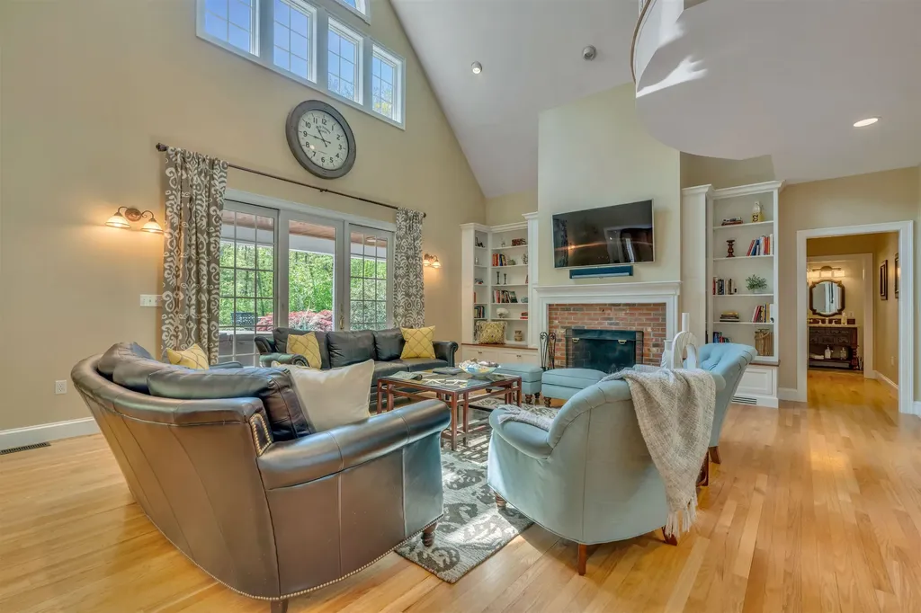 3 Winterberry Lane North Hampton NH 03862