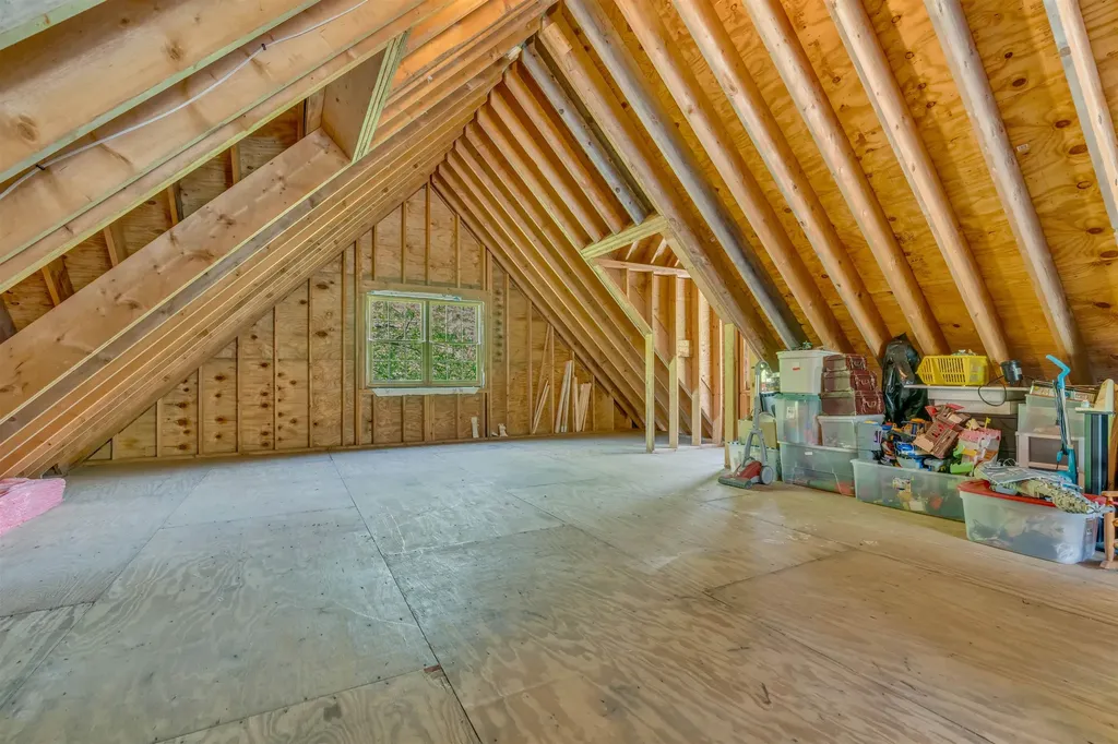 3 Winterberry Lane North Hampton NH 03862