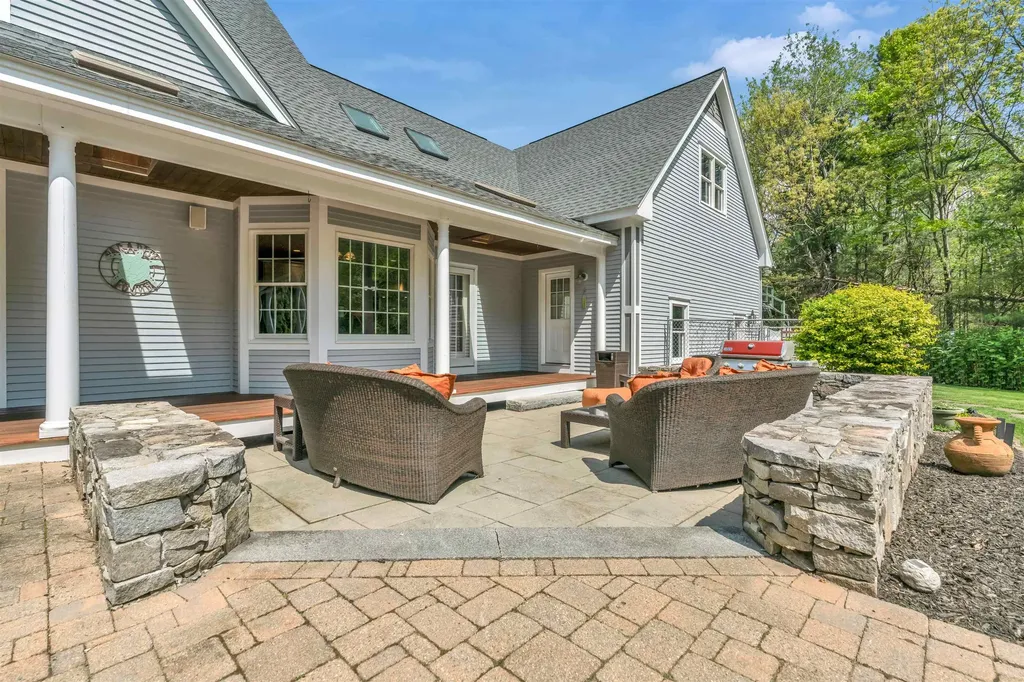 3 Winterberry Lane North Hampton NH 03862