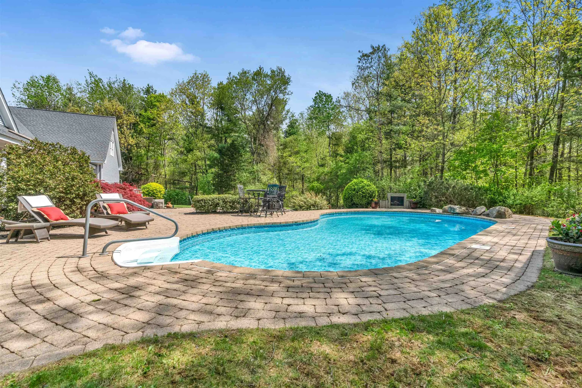 3 Winterberry Lane North Hampton NH 03862