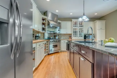 3 Winterberry Lane North Hampton NH 03862