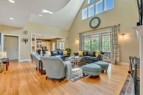 3 Winterberry Lane North Hampton NH 03862