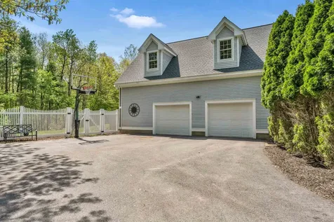 3 Winterberry Lane North Hampton NH 03862