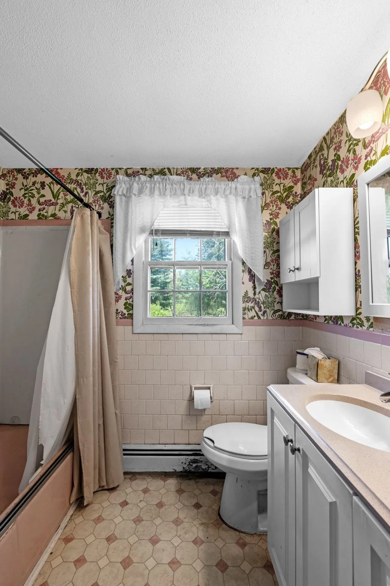 3 Rolling Hill Avenue Plaistow NH 03865