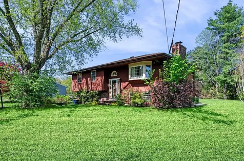 3 Rolling Hill Avenue Plaistow NH 03865