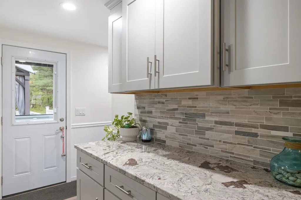 7 Clark Street Belmont NH 03220