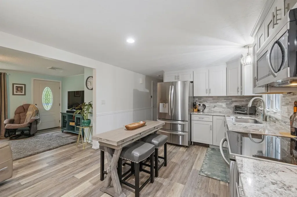 7 Clark Street Belmont NH 03220