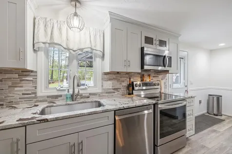 7 Clark Street Belmont NH 03220