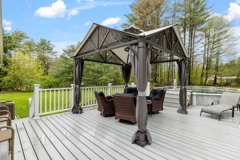 7 Clark Street Belmont NH 03220