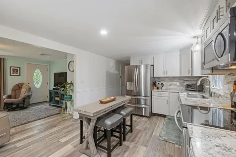 7 Clark Street Belmont NH 03220