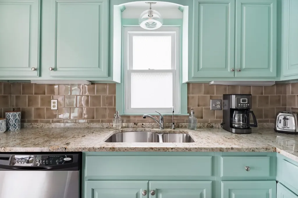 162 Marble Island Road Colchester VT 05446