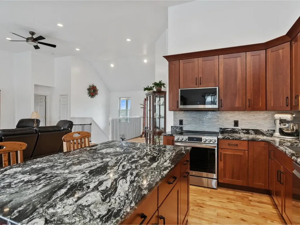53 O'brien Meadows Hinesburg VT 05461
