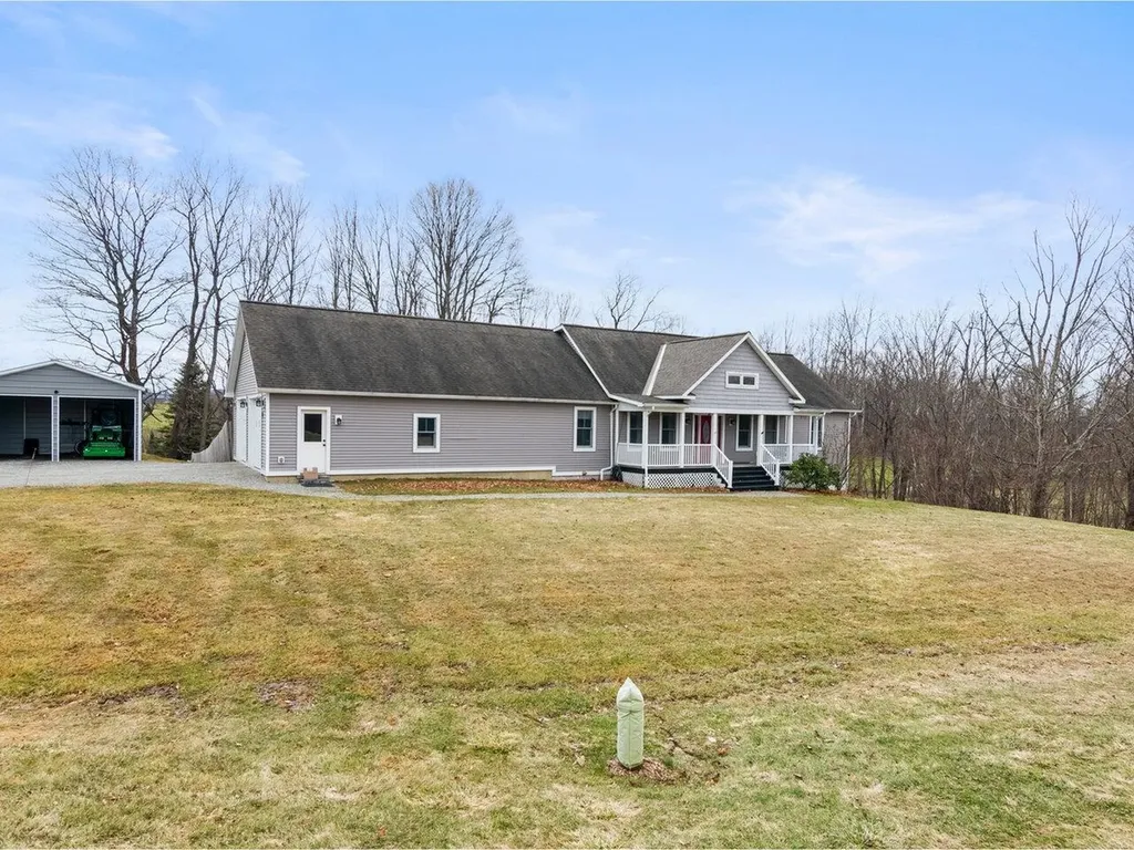 53 O'brien Meadows Hinesburg VT 05461