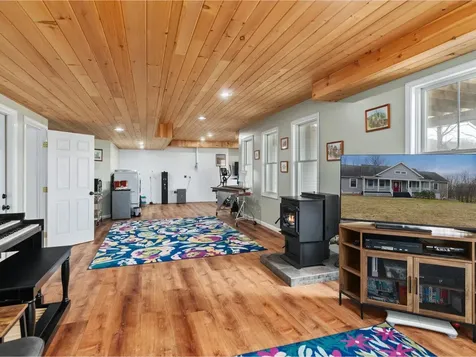 53 O'brien Meadows Hinesburg VT 05461