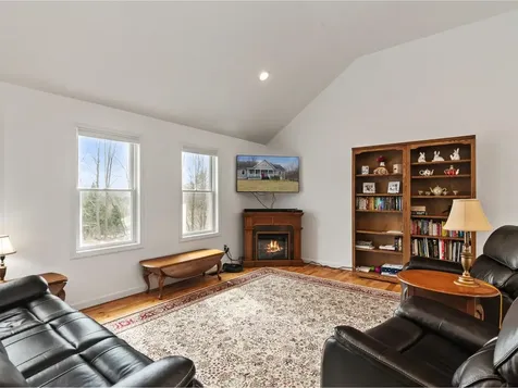 53 O'brien Meadows Hinesburg VT 05461