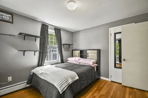 7 Pine Street Hooksett NH 03106