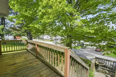 7 Pine Street Hooksett NH 03106
