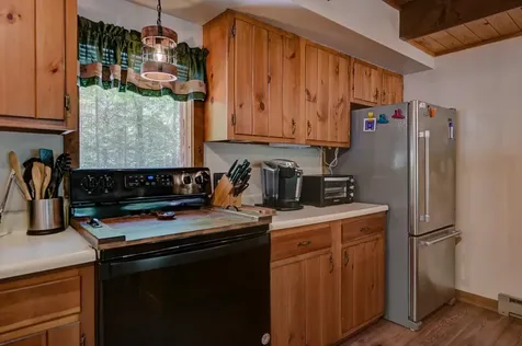 111 Suren Road Conway NH 03860