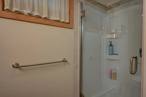111 Suren Road Conway NH 03860