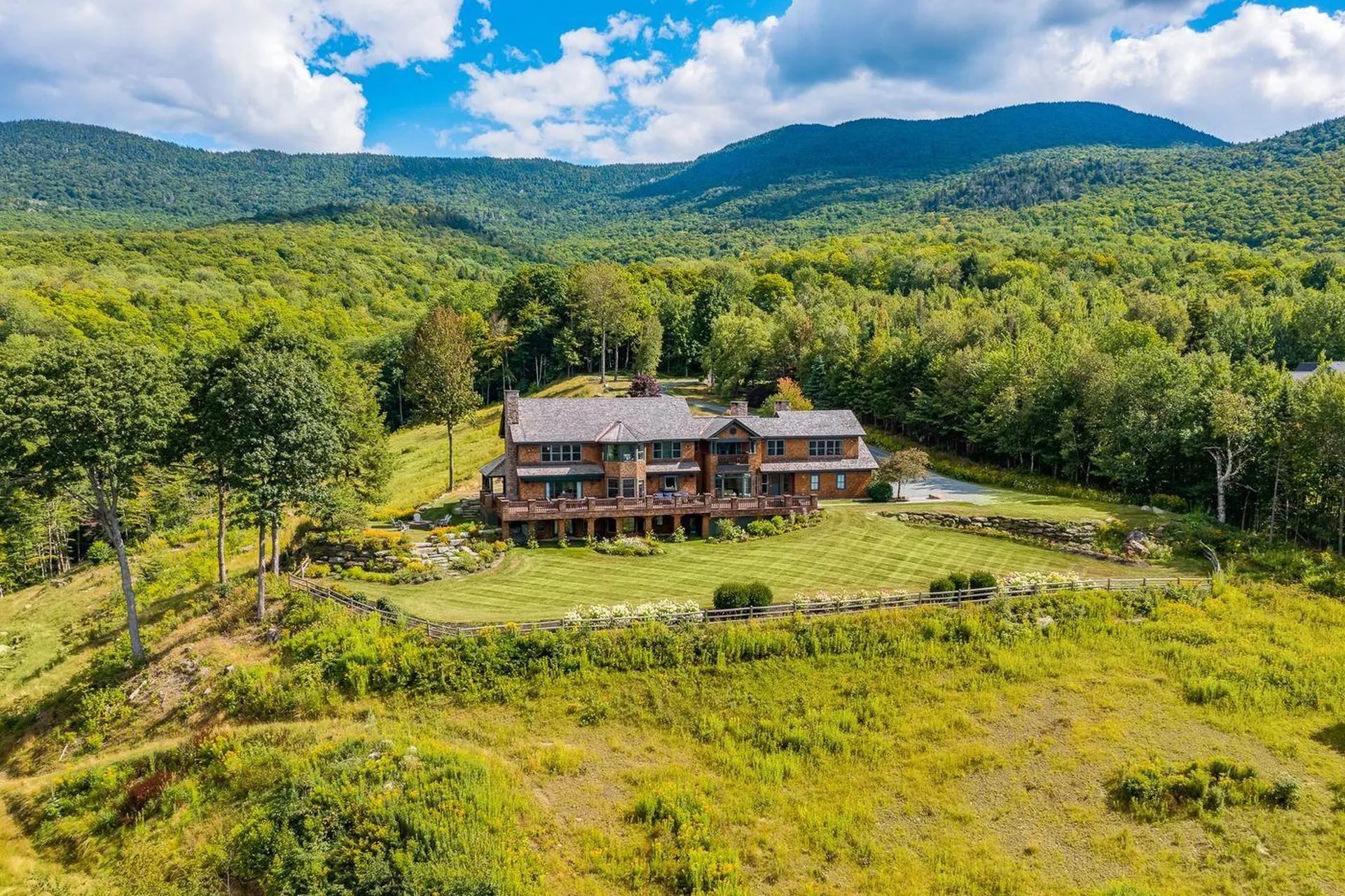 675 Putnam Forest Road Stowe VT 05672